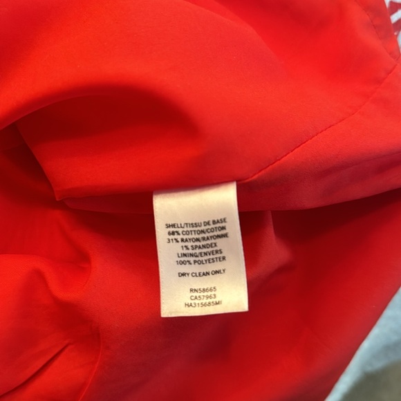 Halogen pencil skirt red and white pattern size 2 - Picture 7 of 7